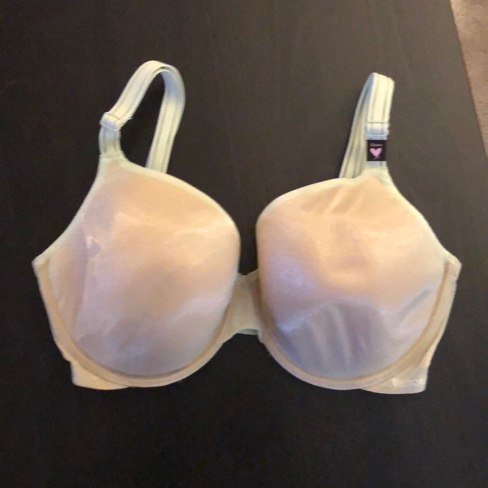 Body by Victoria Secret lined Perfect Coverage